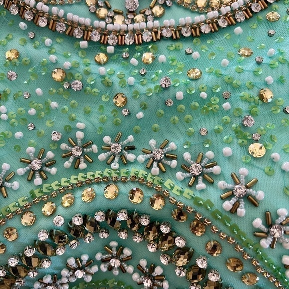 Rachel Allan Prom 2- Piece in Mint Green Size 12 Crop Top with Fishtail Bottom - Picture 9 of 9